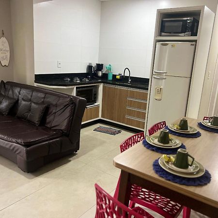 Residencial Tia Dilma Apartment บอมบินญัส ภายนอก รูปภาพ