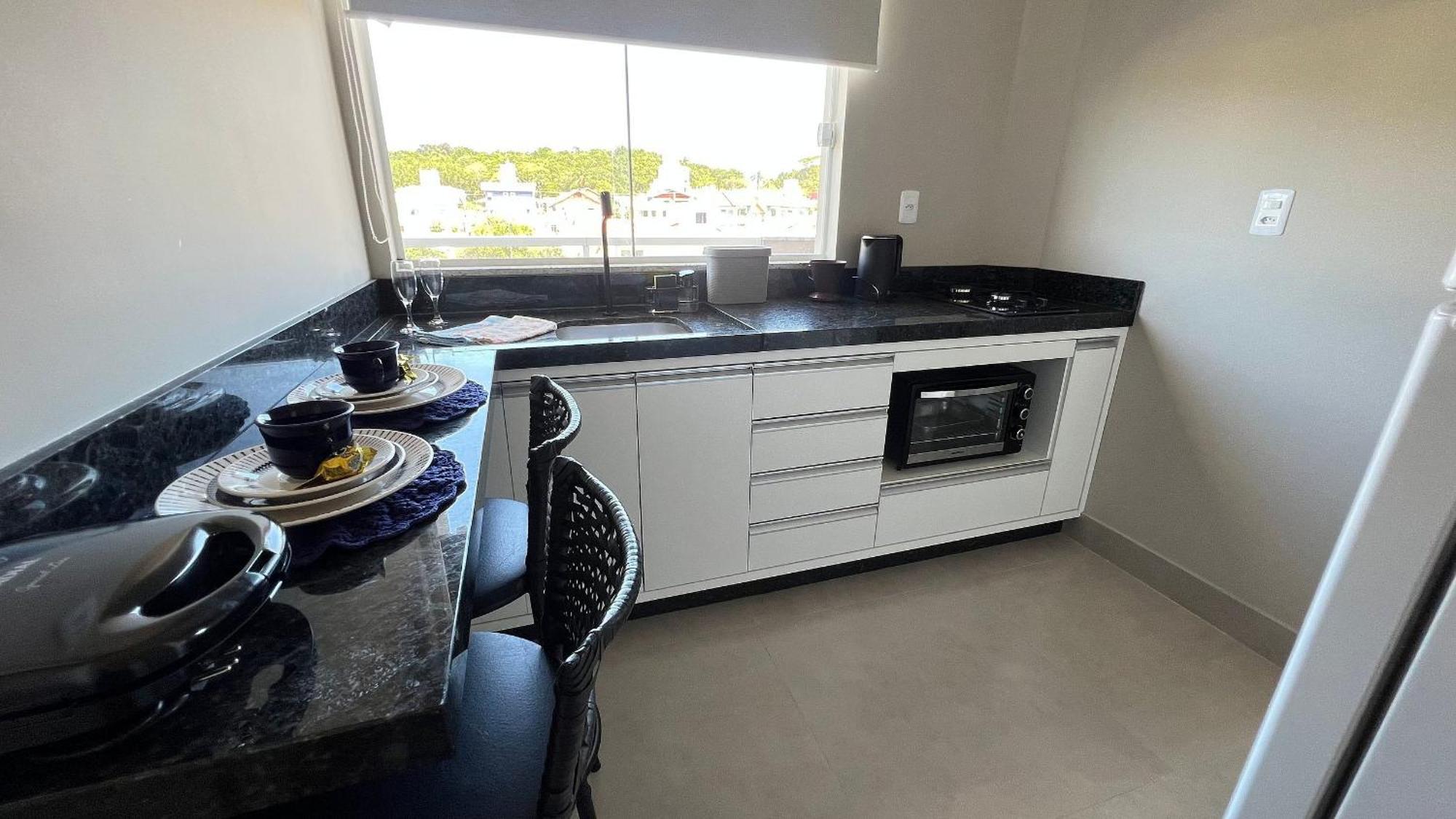 Residencial Tia Dilma Apartment บอมบินญัส ภายนอก รูปภาพ