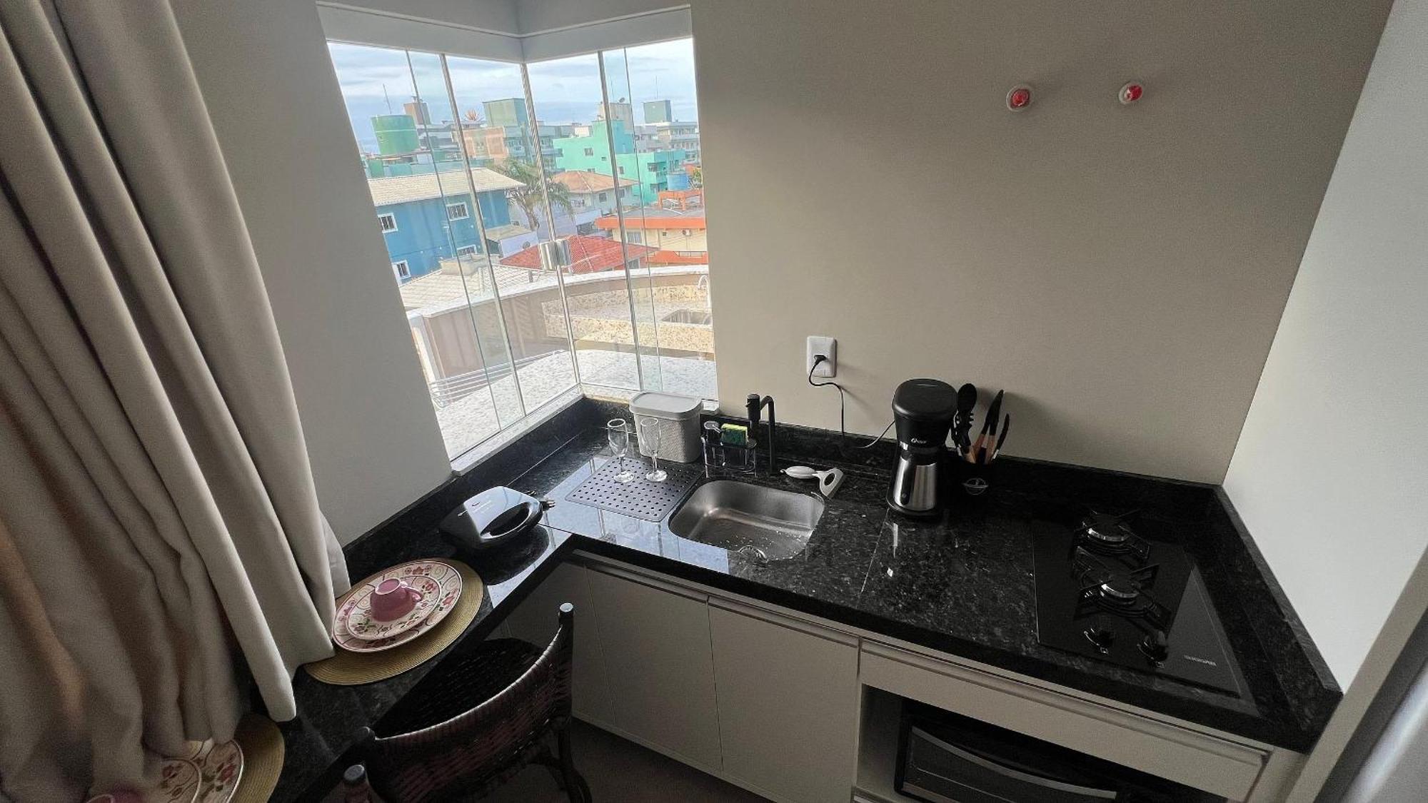 Residencial Tia Dilma Apartment บอมบินญัส ภายนอก รูปภาพ