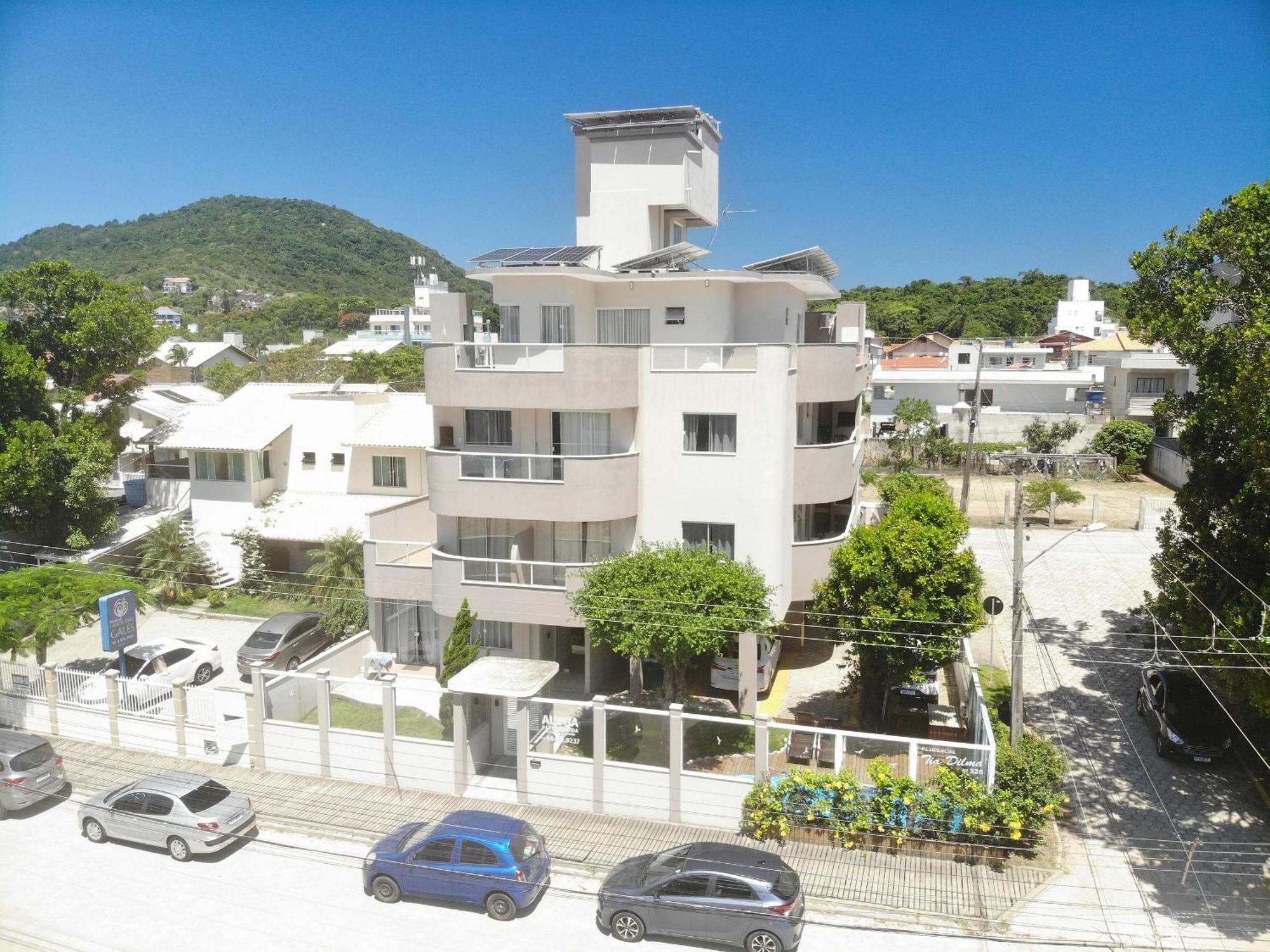 Residencial Tia Dilma Apartment บอมบินญัส ภายนอก รูปภาพ