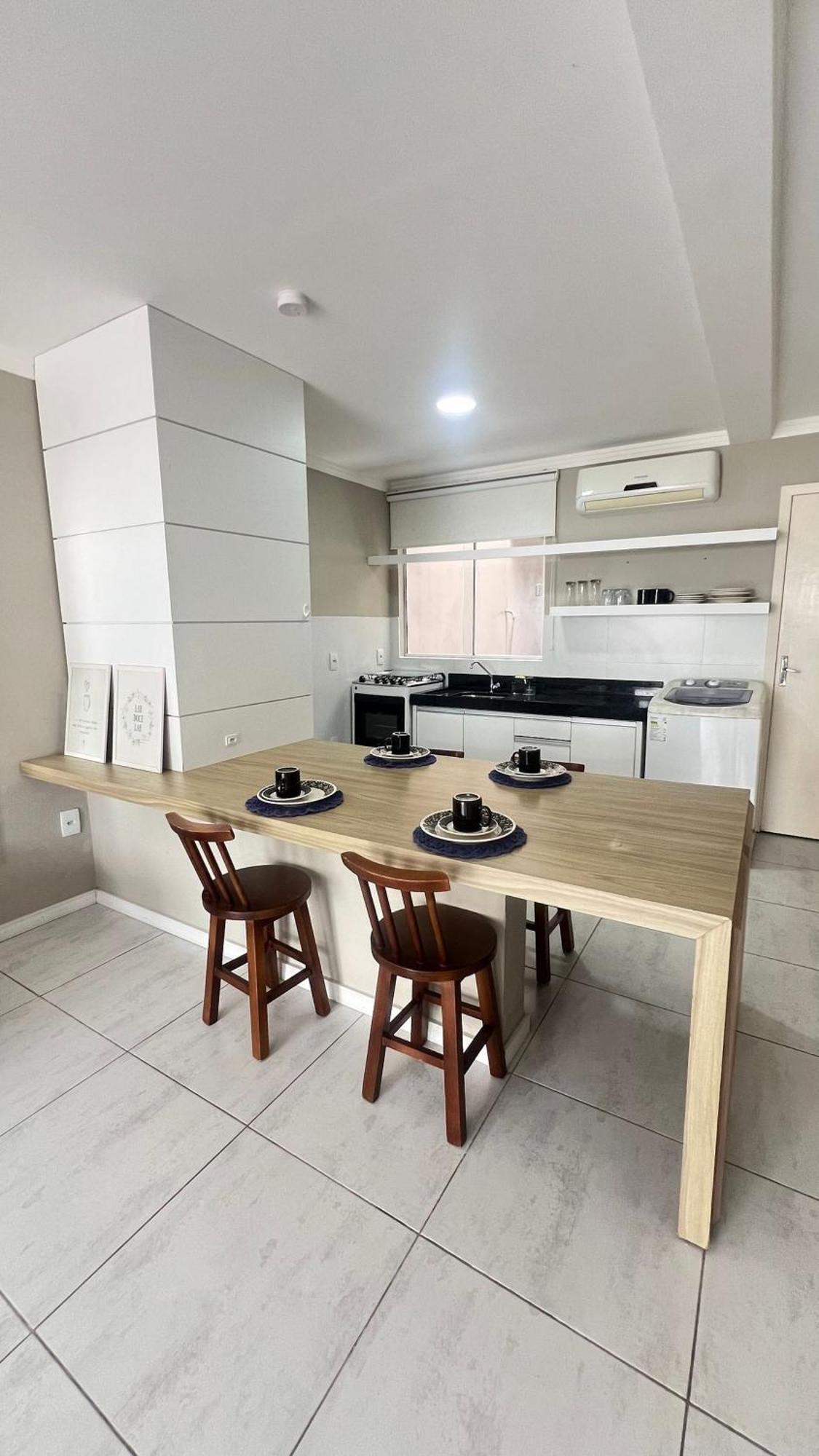 Residencial Tia Dilma Apartment บอมบินญัส ภายนอก รูปภาพ