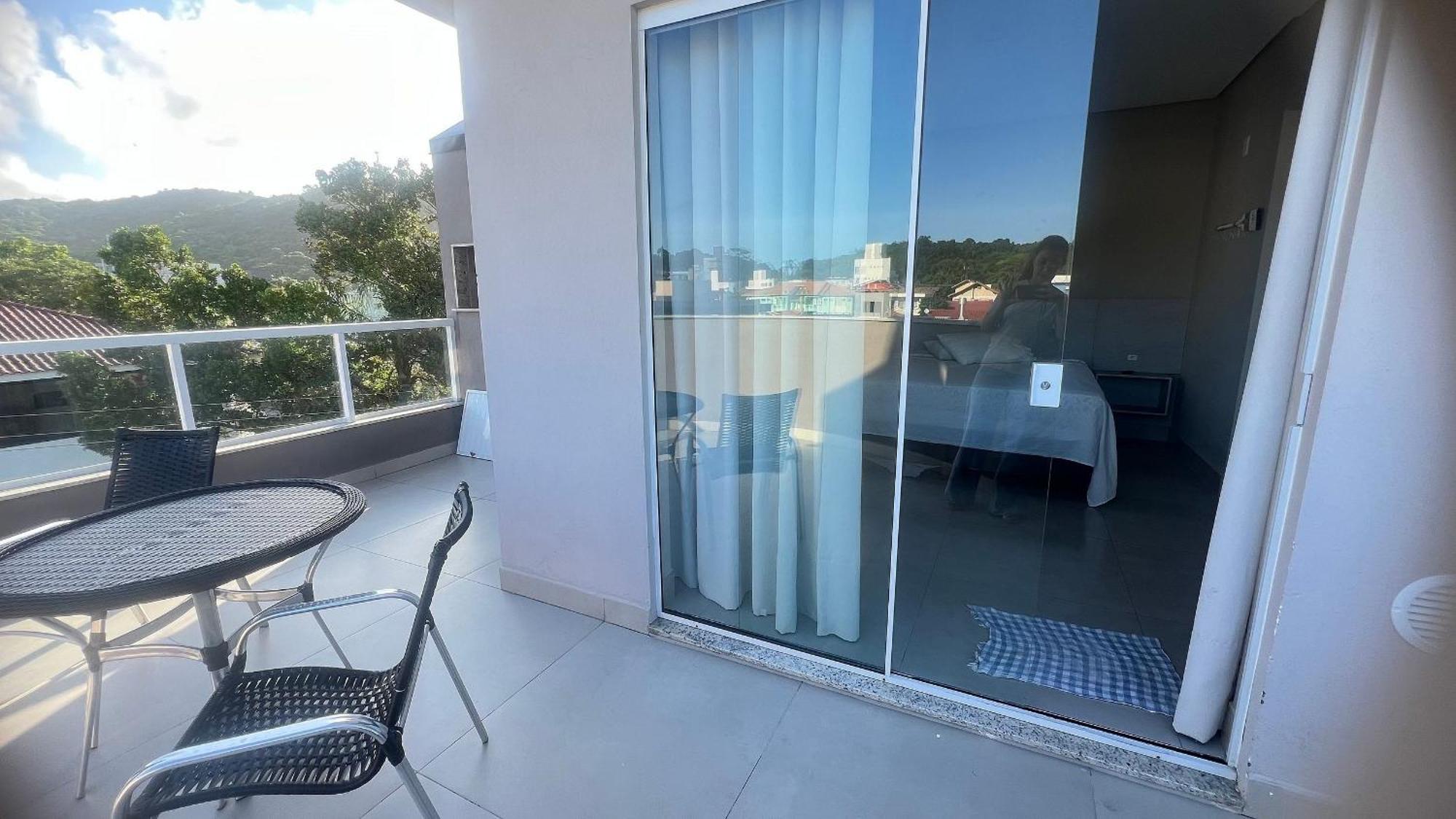 Residencial Tia Dilma Apartment บอมบินญัส ภายนอก รูปภาพ