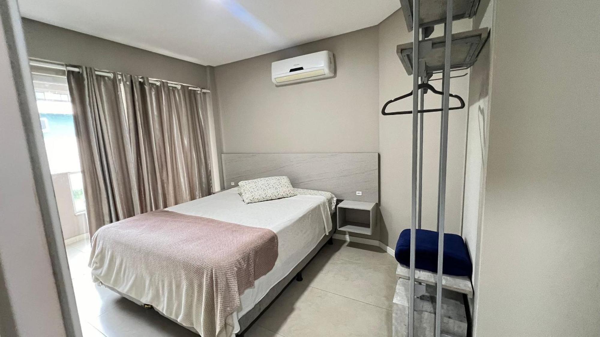 Residencial Tia Dilma Apartment บอมบินญัส ภายนอก รูปภาพ
